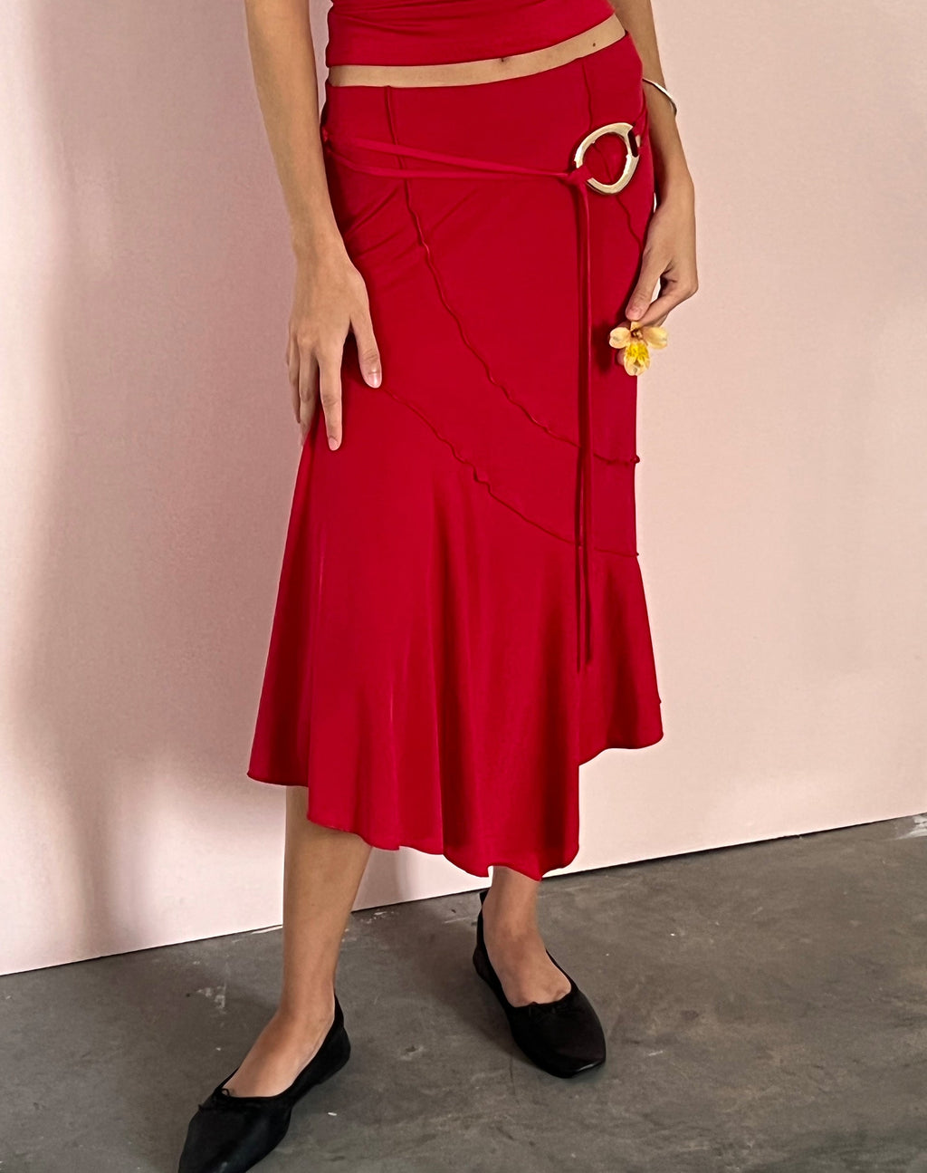 Kimiko Midirock in Rot