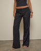 Bild von Ganta Slim Trouser in Nadelstreifen Schwarz