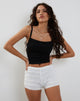 Bild von Ena Frilly Bloomer Shorts in Elfenbein