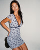 Bild von Evilia Minikleid in Hellblau Schwarz Botanisch beflockt
