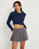 Bild von Yasona Cardi in Marineblau