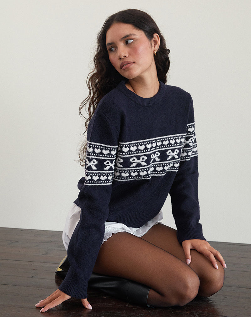 Namirta Strickpullover in Peacoat mit Fairisle-Schleife