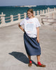Bild von Oversized Basic Tee in Riomaggiore Italien Weiß