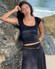 Image of Gianina Crop Top in Schwarz Strukturierte Häkelarbeit