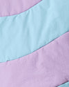Lila und Blau getäfelt