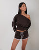 Image of Resata Runner Shorts in Bitter Chocolate mit violettem Einband