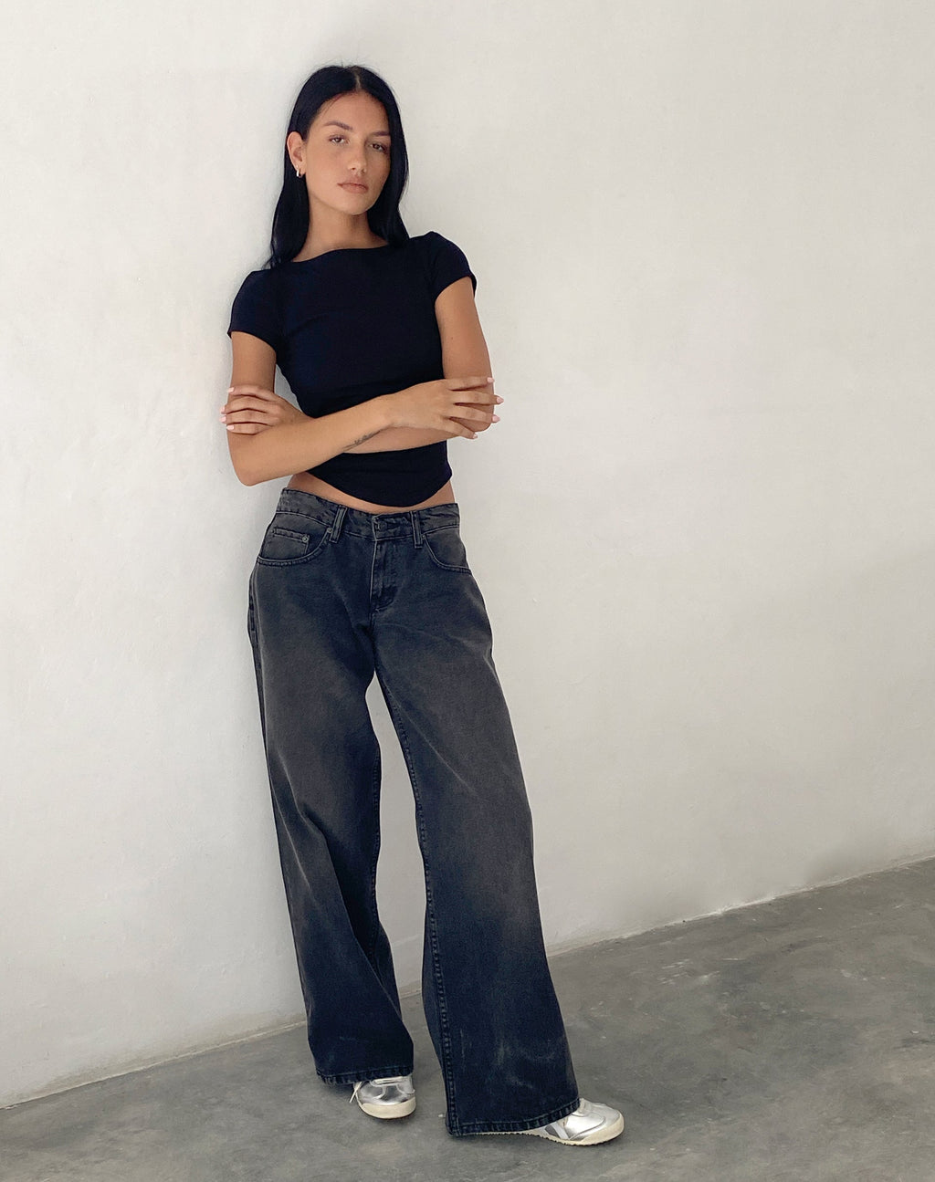 Geräumige, extra weite Low Rise Jeans aus gewaschenem Schwarz Grau