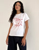 Bild von Saki Tee in Weiß mit Royal Red Euro Summer