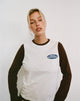 Bild von Sari Top in Weiß und Schokoladenbraun mit She's Fantastic Motiv