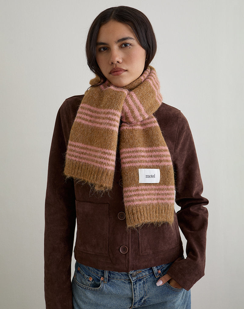 Image of Schal aus rosa gestrickter, gebürsteter Wolle