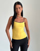 Bild von Solani Top in Yellow May mit tiefer Mahagoni-Bindung