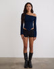 Image of Wakana Asymmetrisches langärmeliges Top in Navy