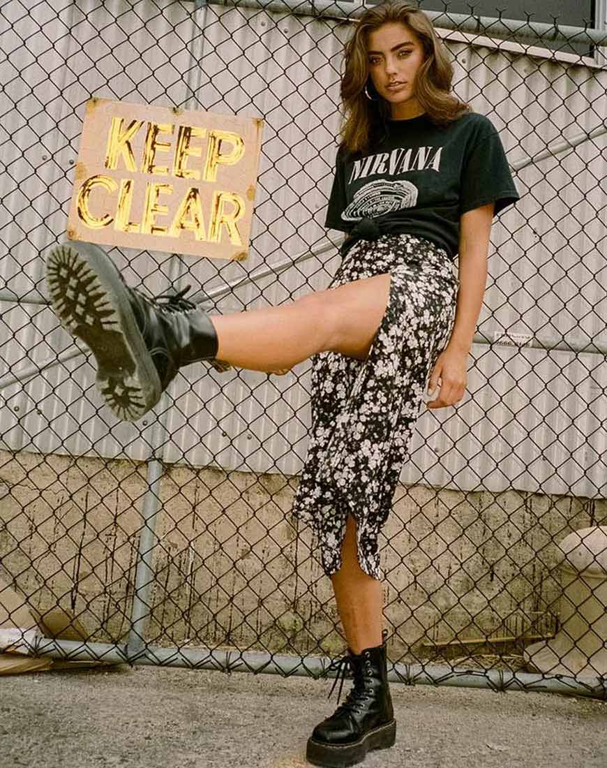 Bild von Saika Midirock in Dark Wild Flower