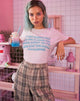 Bild von Oversize Basic Tee in Soft Pink mit Almond Milk Girl Text X Top Girl