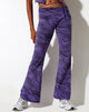 Bild von Eda Flare Trouser in Desert Terrain Lila