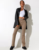 Image der Bootleg Jeans in gebranntem Olivgrün
