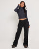 Image of Bracha Low Rise Cargohose in Schwarz