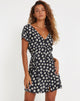 IMAGE OF Calliope Minikleid in Grunge Daisy Schwarz