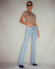Bild der ausgefransten Low Rise Jeans in Light Wash Blue