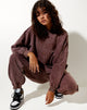Bild von Glo Sweatshirt in brauner Waschung LAMour Motel Embro