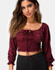 Bild von Lancer Crop Top in Satin Rose Burgundy