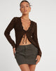Bild von Mahina Cardi in gestricktem Schokoladenbraun
