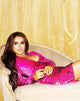 Bild von Meli Plunge Kleid in Fischschuppen Pailletten Rosa
