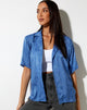 Bild von Nikra Shirt in Satin Zebra Blue Bonnet