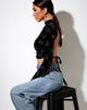 Bild von Quelia Crop Top in Schwarz Cupid Stamp Silber