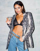 Bild von Verra Oversized Blazer in PU Beige Snake