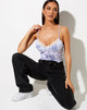 Bild von Yenika Crop in 20s Cherub Weiß und Blau