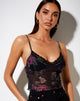 Bild von Yenika Crop Top in Gothic Rose mit Spitze