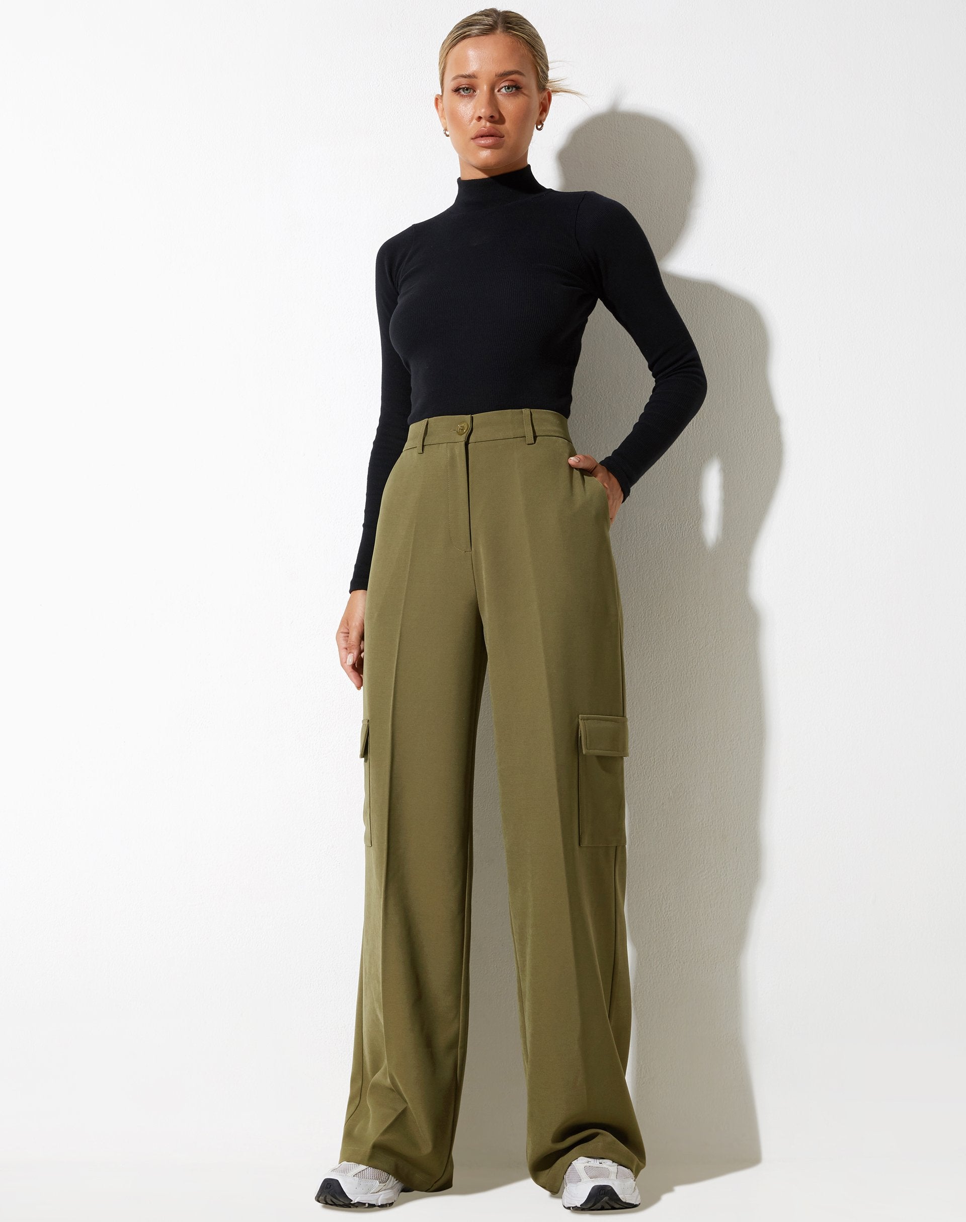Abbildung der Abba Hose in Cargo Pocket Olive