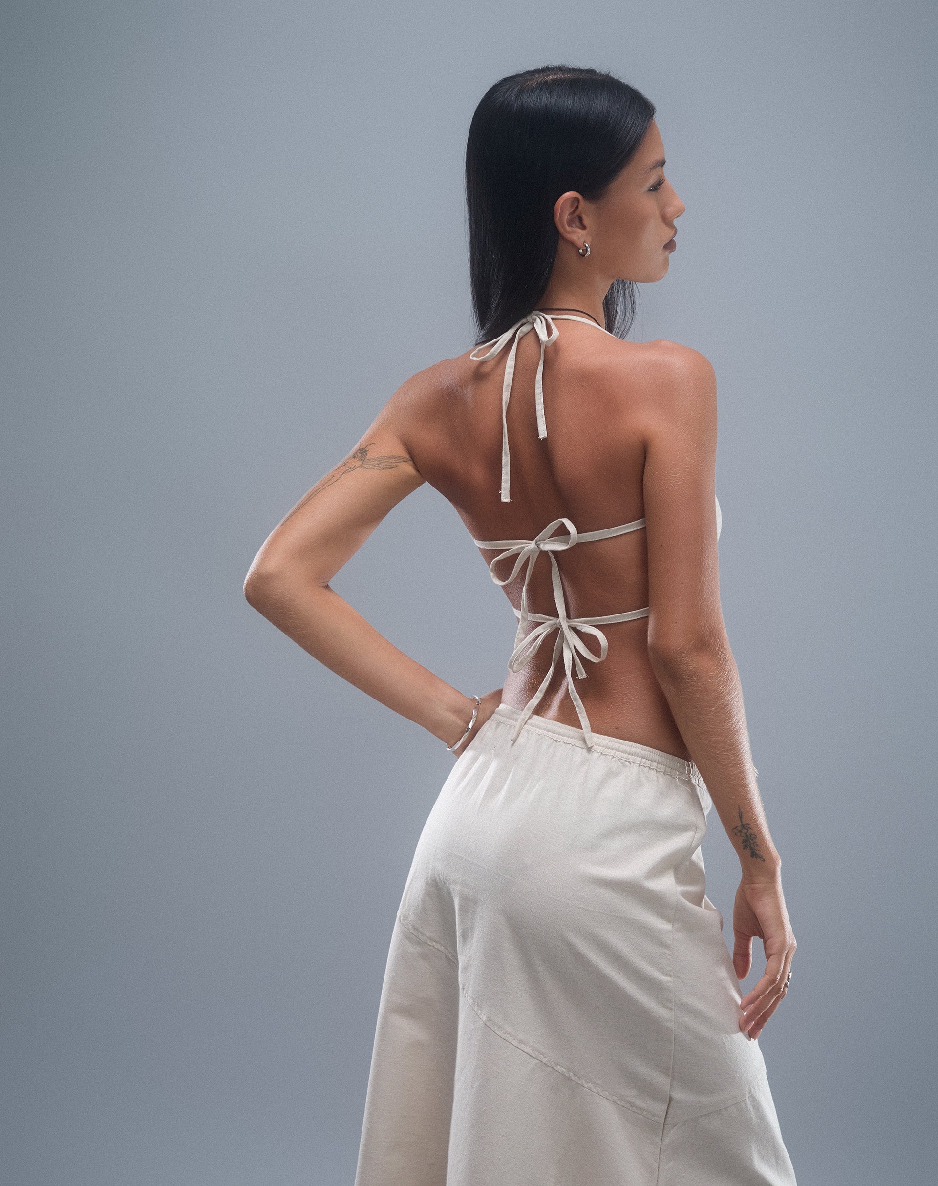 Image of Aine Neckholder-Top aus Leinen in Ecru