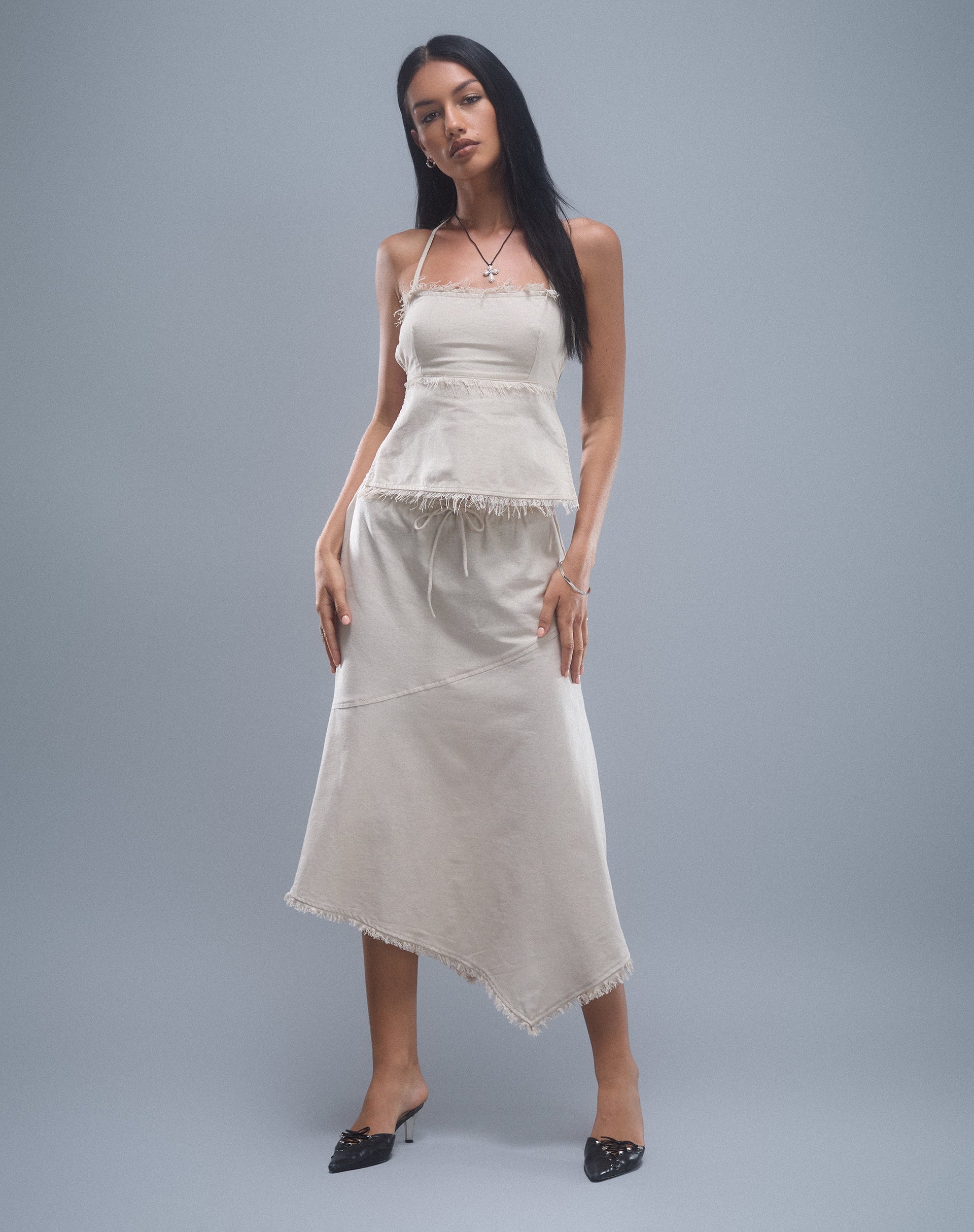 Image of Aine Neckholder-Top aus Leinen in Ecru