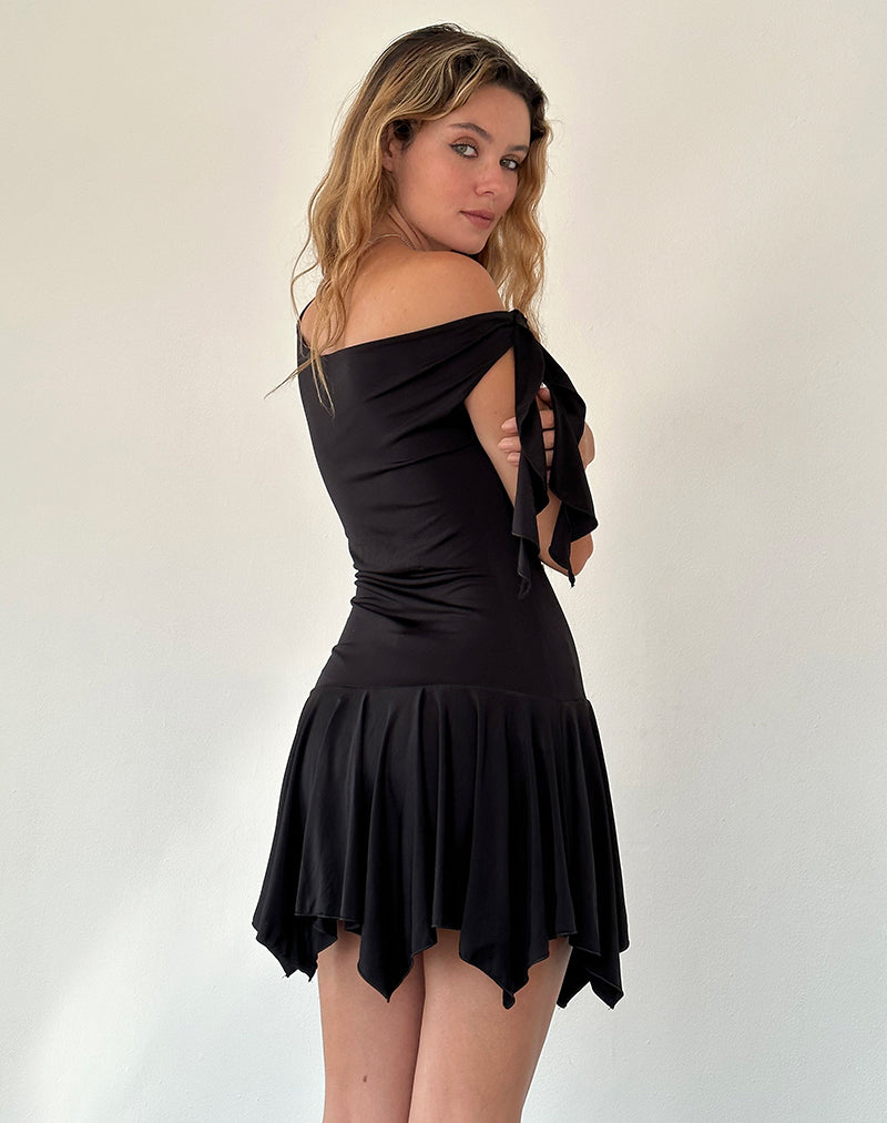 Image of Alba Midi Asymmetrisches Rüschenkleid in Schwarz