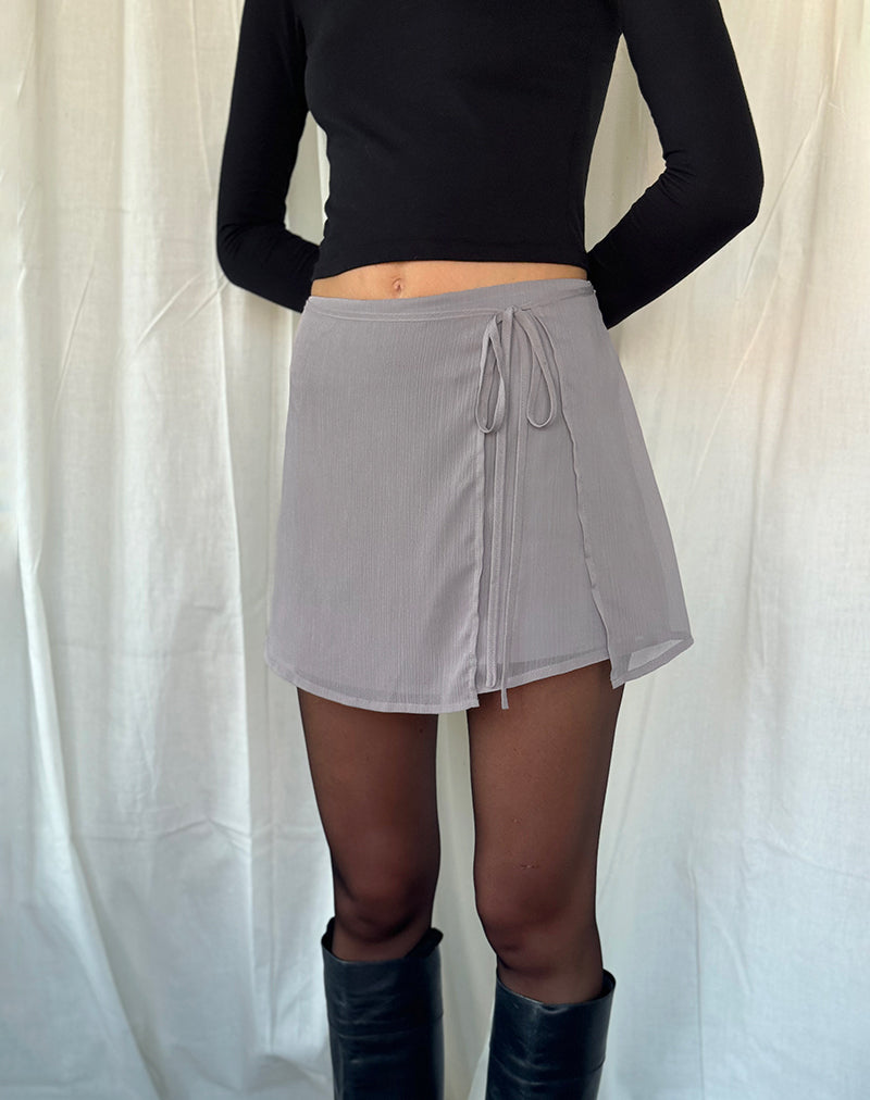 Bild von Keira Mini Wickelrock aus Chiffon Flieder Grau