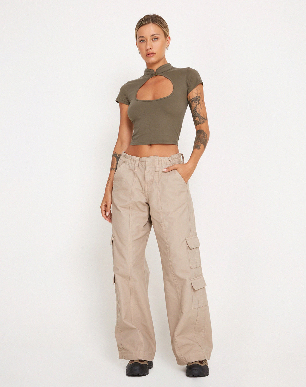 Anelis Crop Top in Tarmac Grün