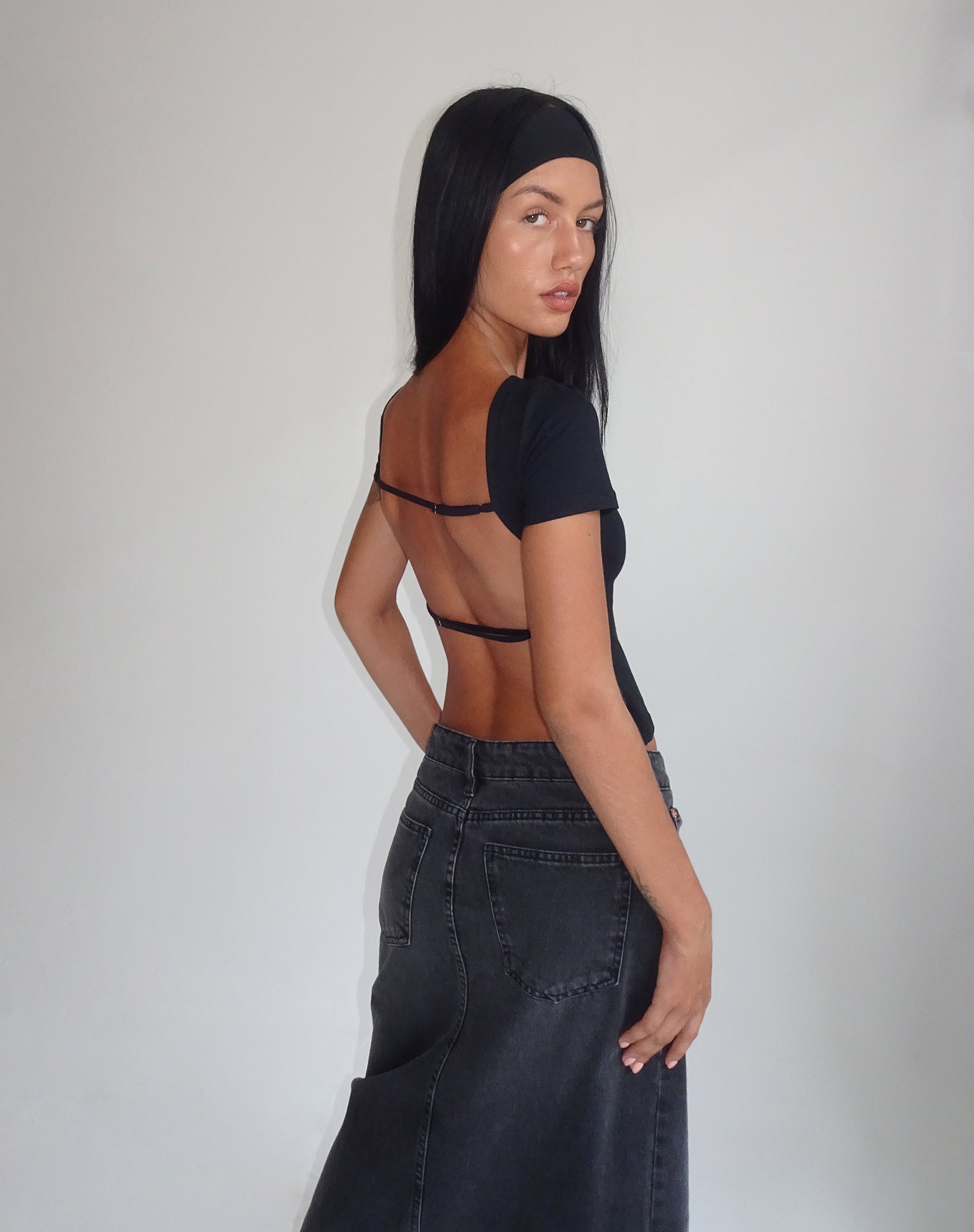 Bild von Anita Open Back Top in Schwarz