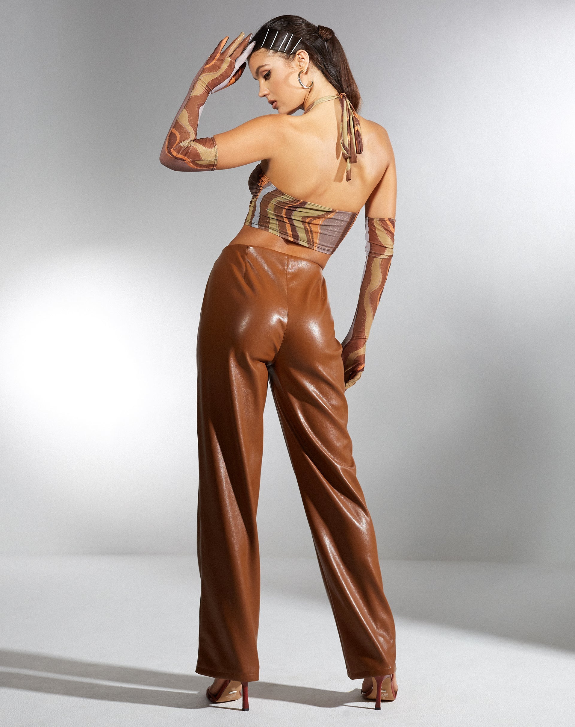 Bild von MOTEL X IRIS Patria Hose in PU Schokolade