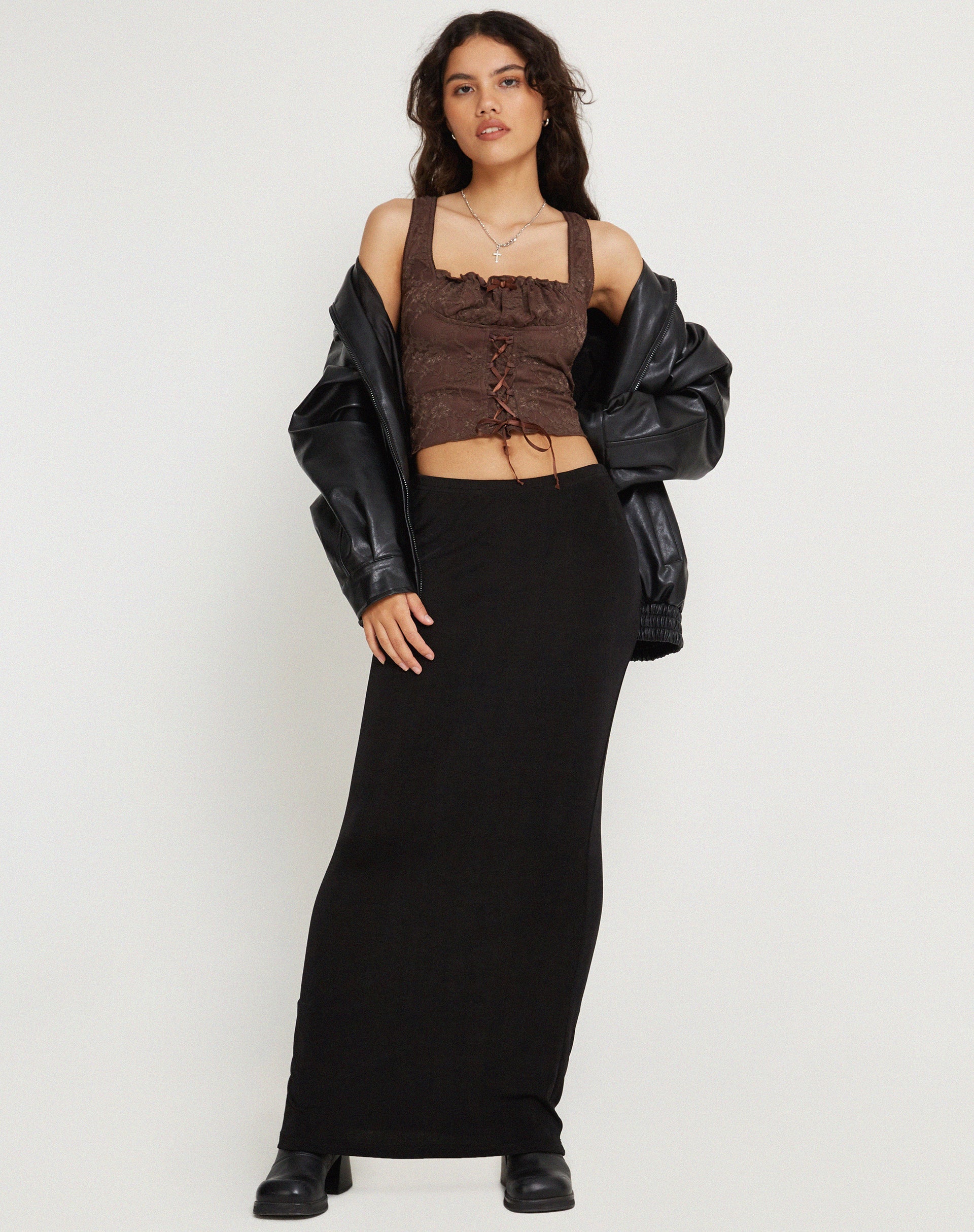 Bild von Asahi Crop Top aus Spitze kastanienbraun