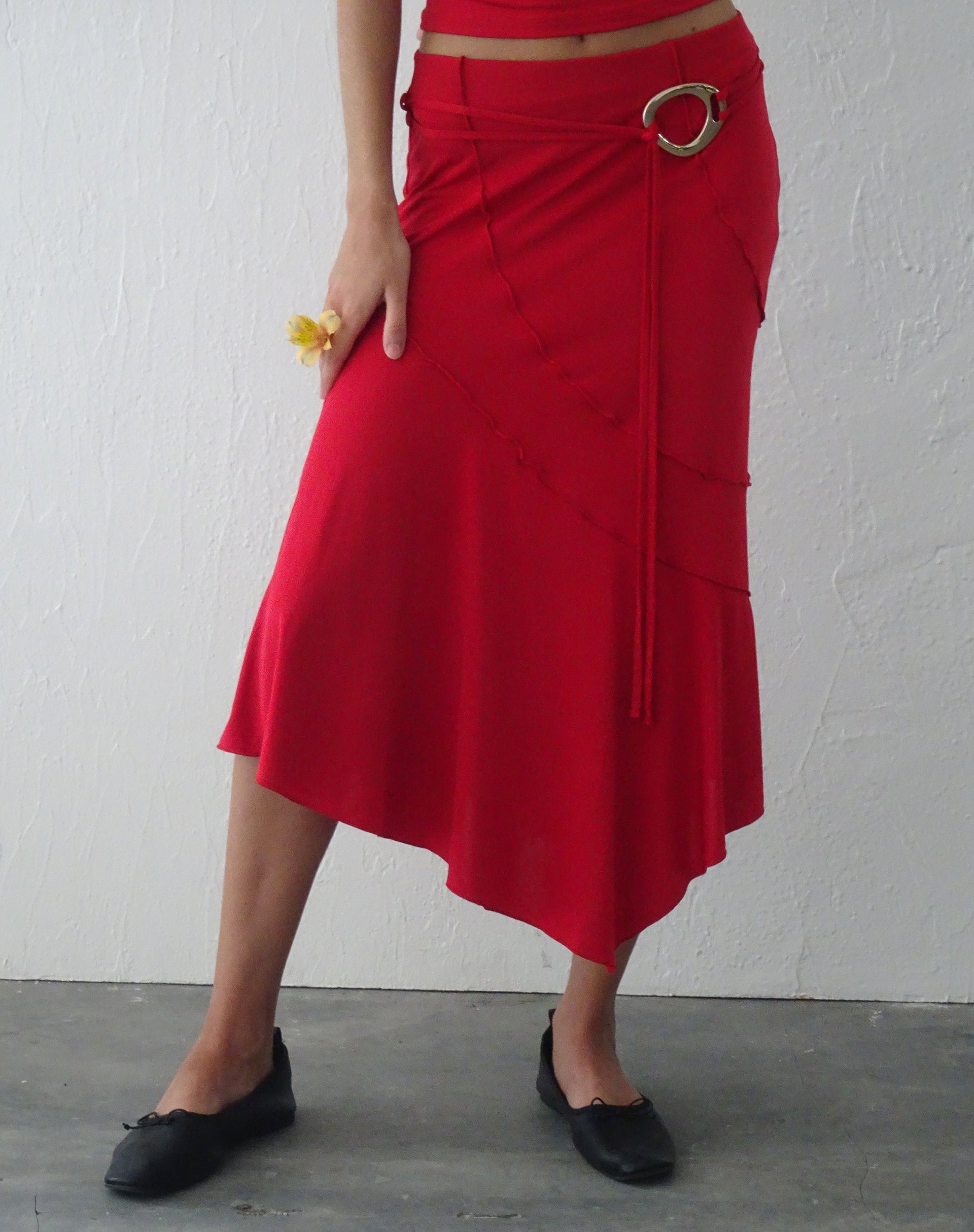 Bild von Kimiko Midirock in Rot