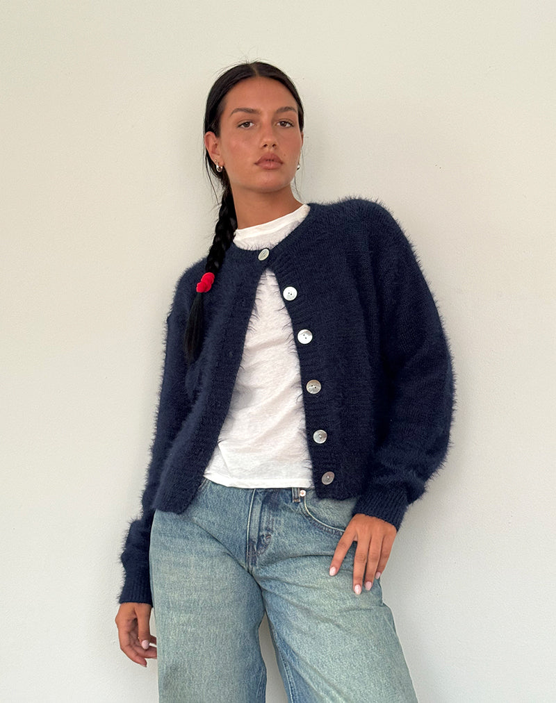 Bild von Audrina Strickjacke aus flauschigem Strick Navy