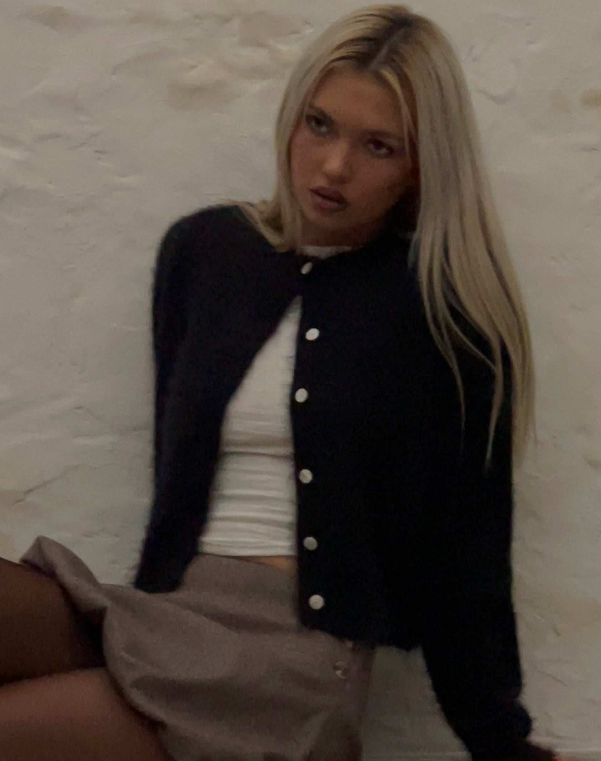 Image of Audrina Strickjacke aus flauschigem Strick Schwarz