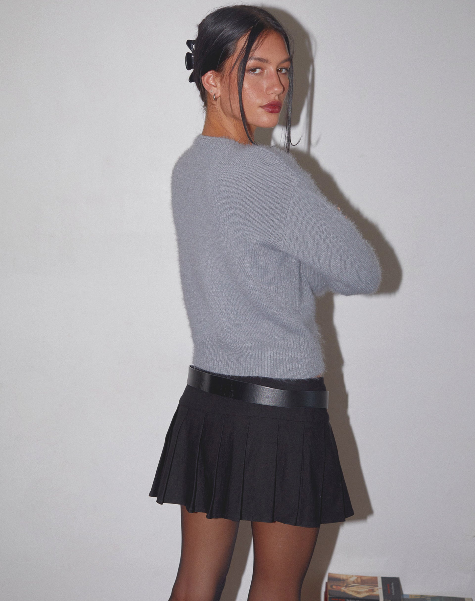 Image of Audrina Strickjacke aus flauschigem Strick Grau