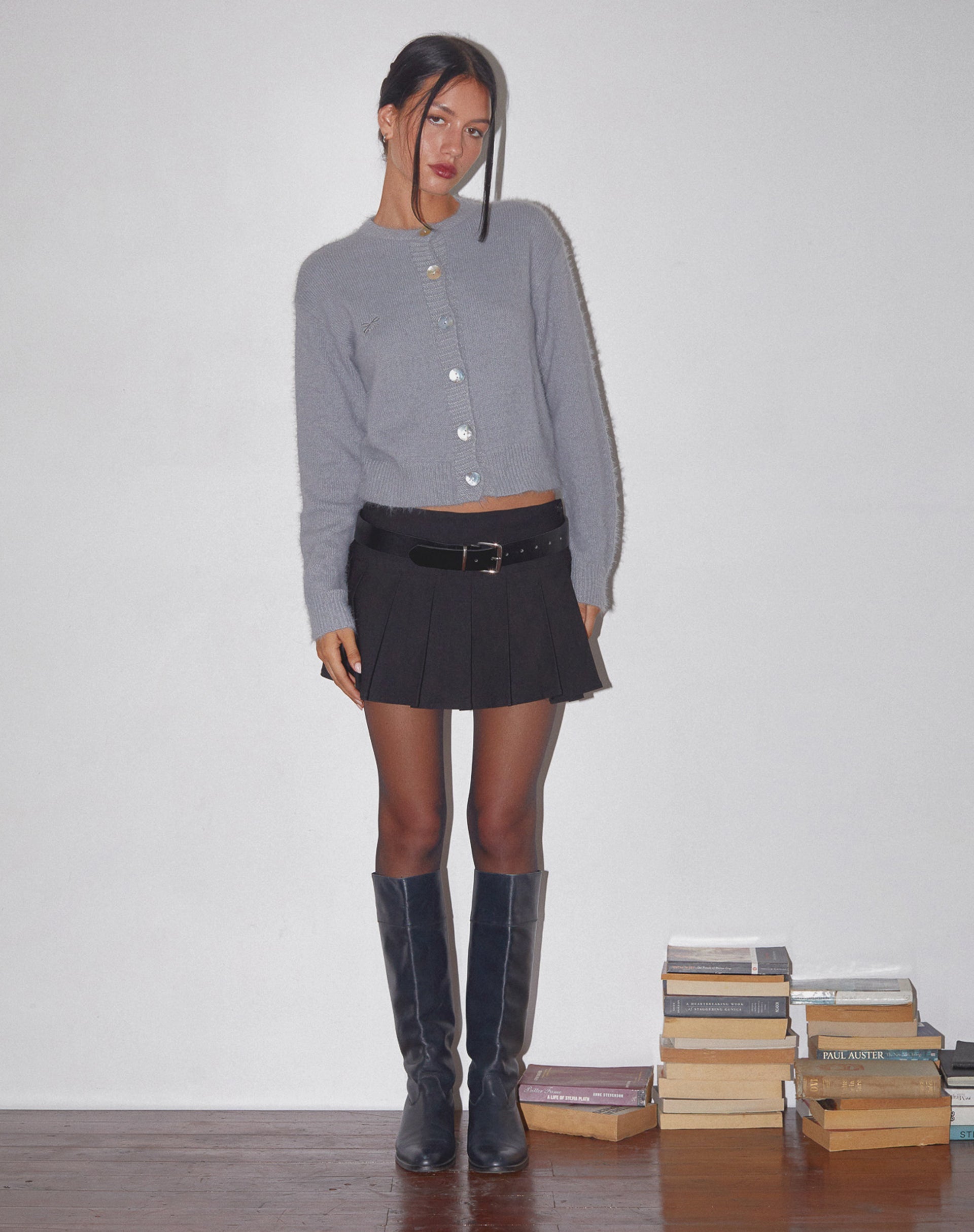 Image of Audrina Strickjacke aus flauschigem Strick Grau