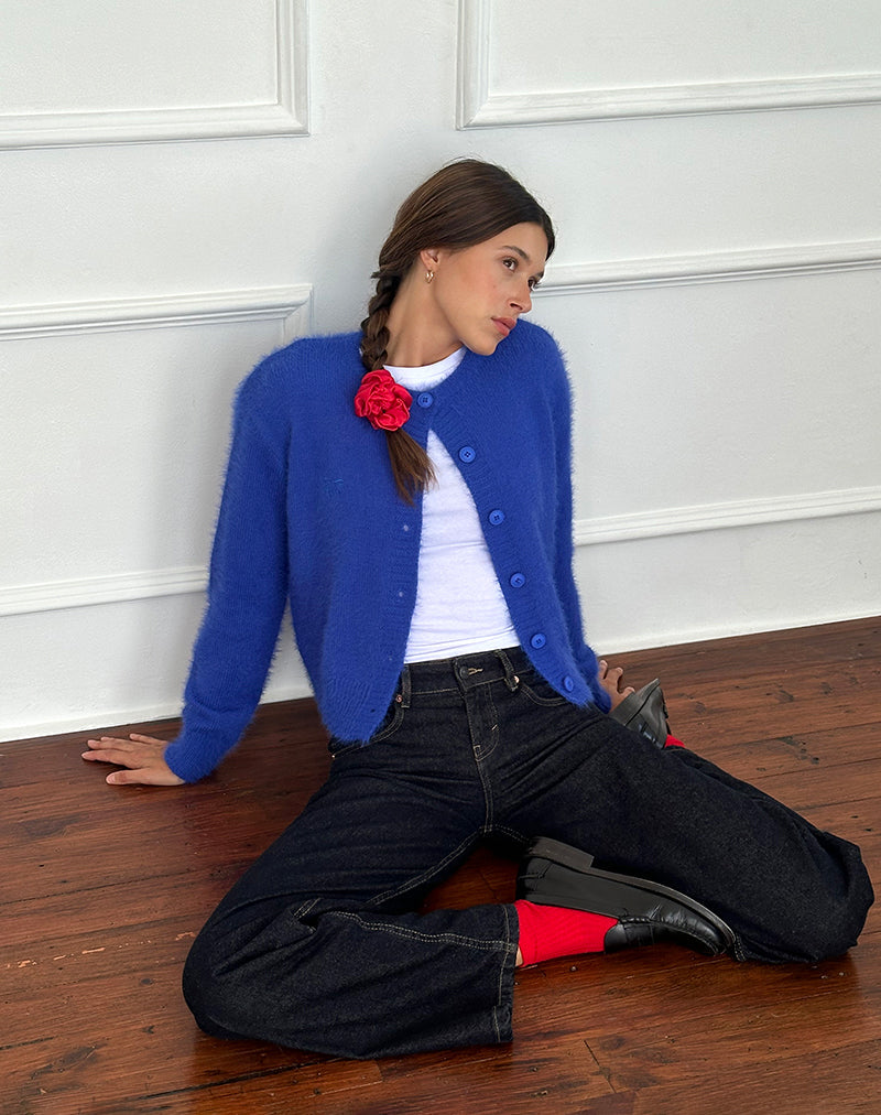 Bild von Audrina Cardigan in flauschigem Kobaltblau