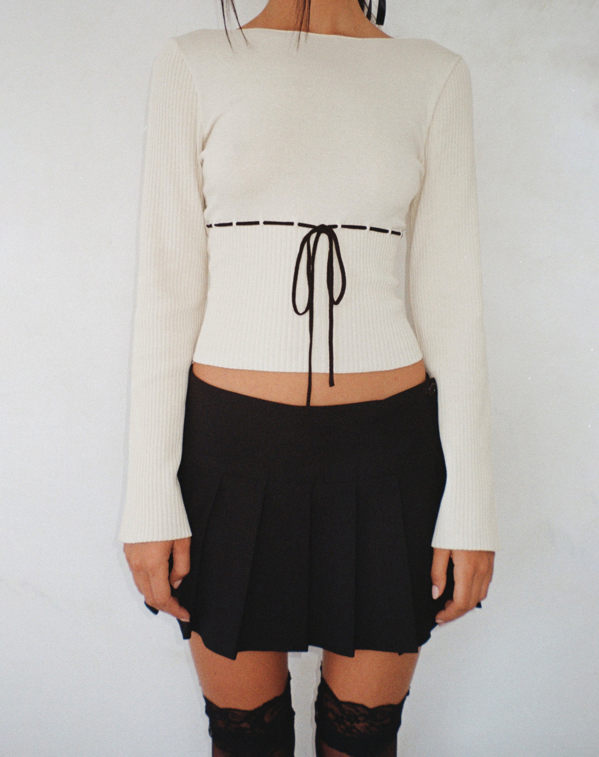 Image of Awdella Gestricktes langärmeliges Top in Beige