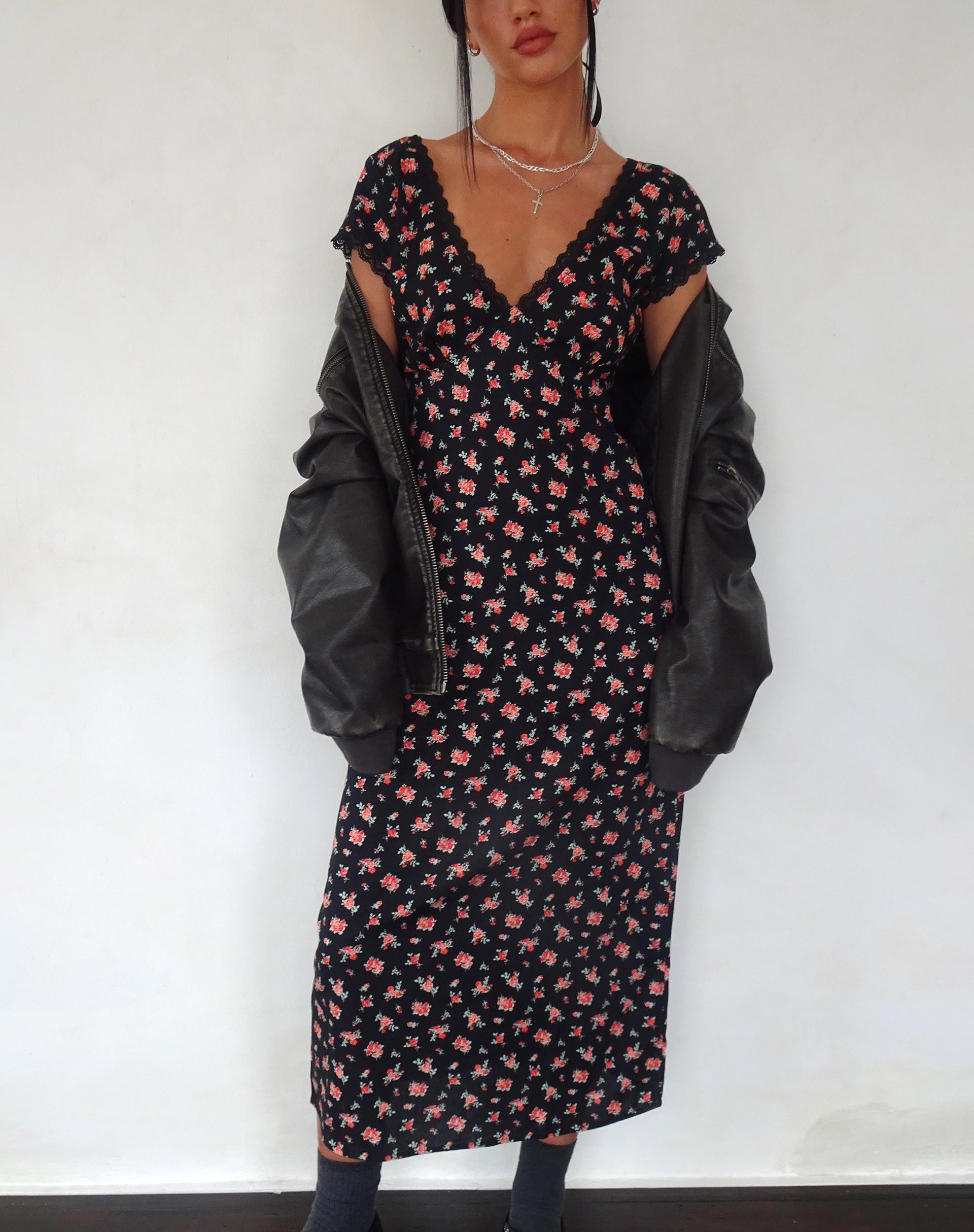 Image of Bahata Midikleid in fließendem Rosa Schwarz