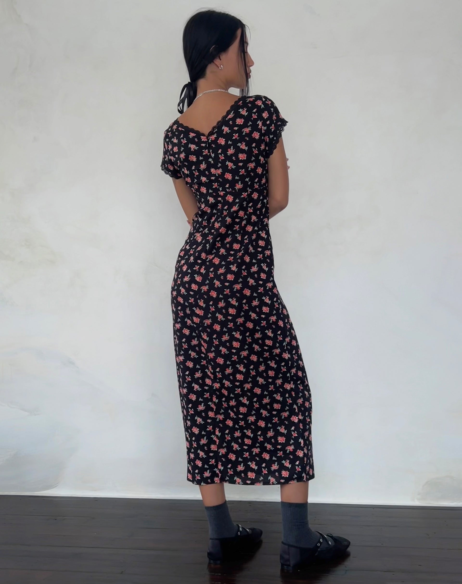 Image of Bahata Midikleid in fließendem Rosa Schwarz